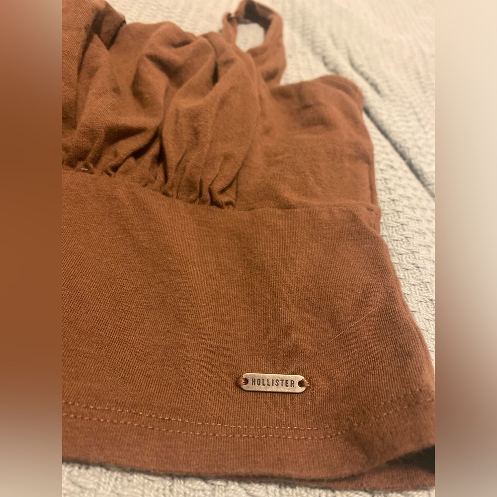 Hollister crop top